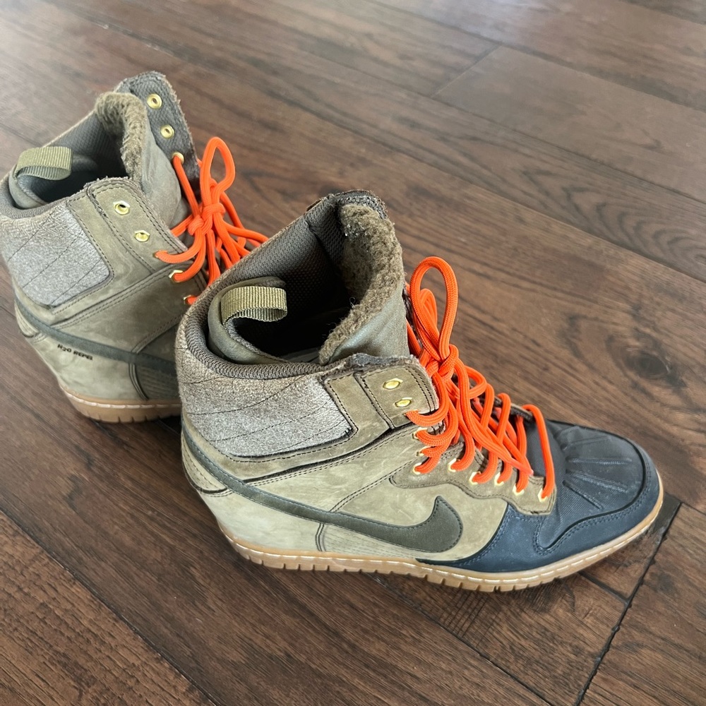 Nike Dunk Sky Hi All Weather Sneakers